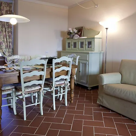Aparthotel Tenuta Quadrifoglio *