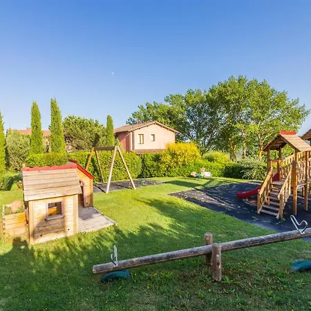Tenuta Quadrifoglio Aparthotel *