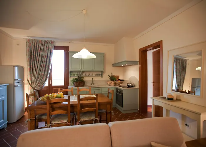 Tenuta Quadrifoglio Aparthotel Gambassi Terme
